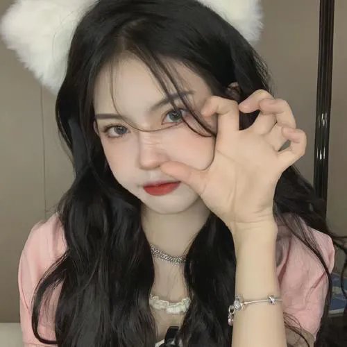 报告王爷,王妃是只猫